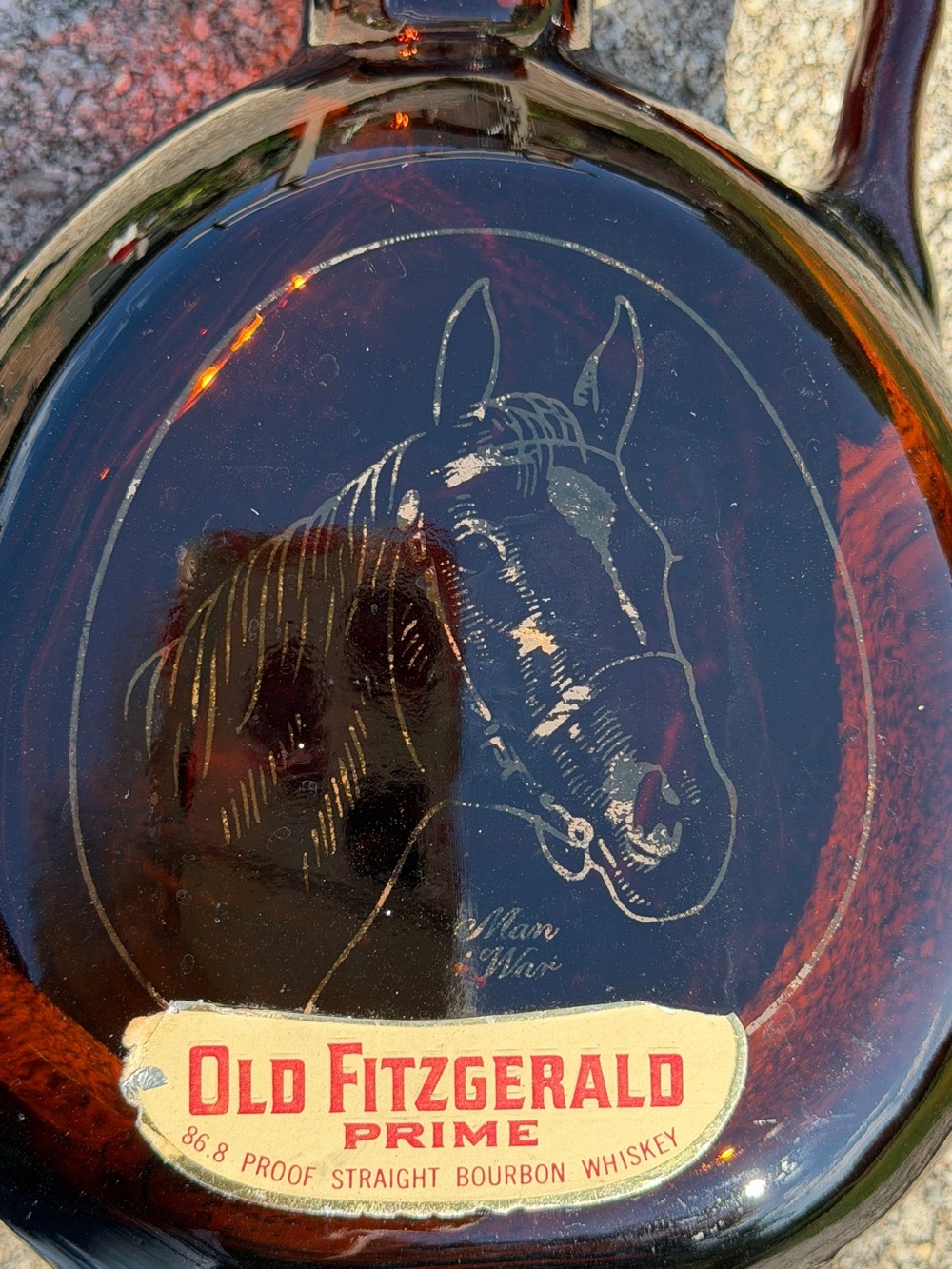 VINTAGE OLD FITZGERALD PRIME MAN O’ WAR BOURBON DECANTER. G23 - Picture 8 of 9